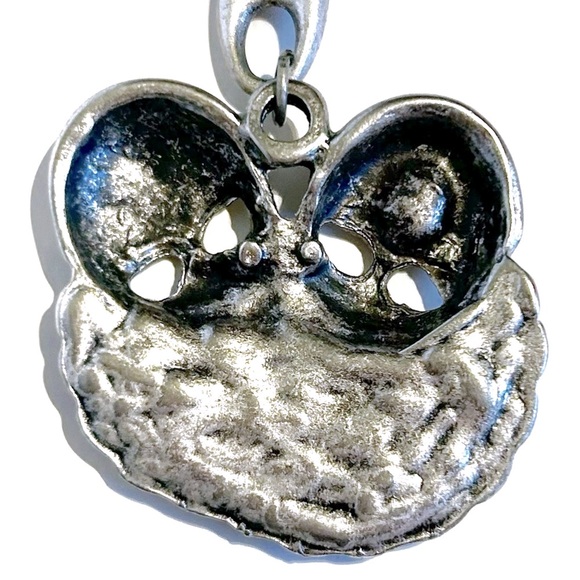 Vintage Harlequin Clown Masques Masks Shaped Metal Keychain Silver Tone Theatre - Picture 4 of 8